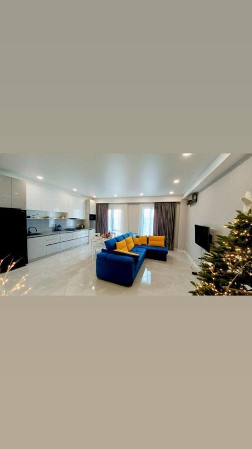 D-S Apartament In Kutaisi Esterno foto